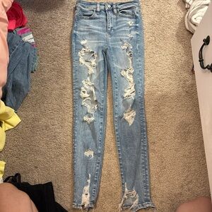 American Eagle Outfitters Light Blue Distressed Skinny Jeans